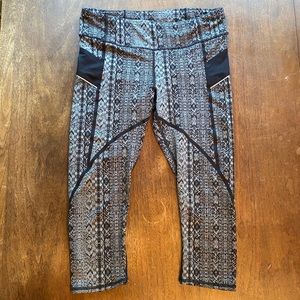 Athleta Be Free Crop Capri Legging